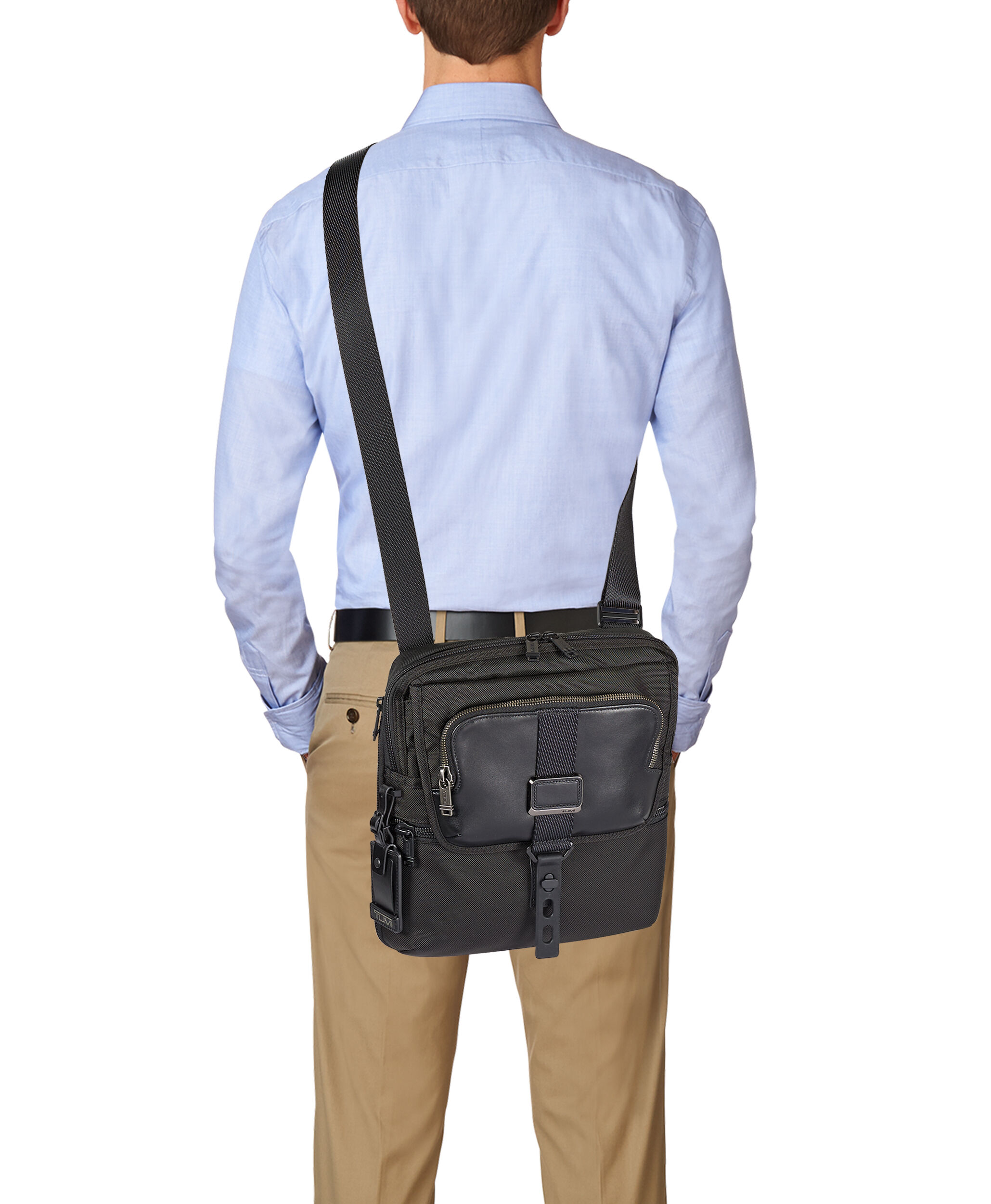 tumi carry on bag