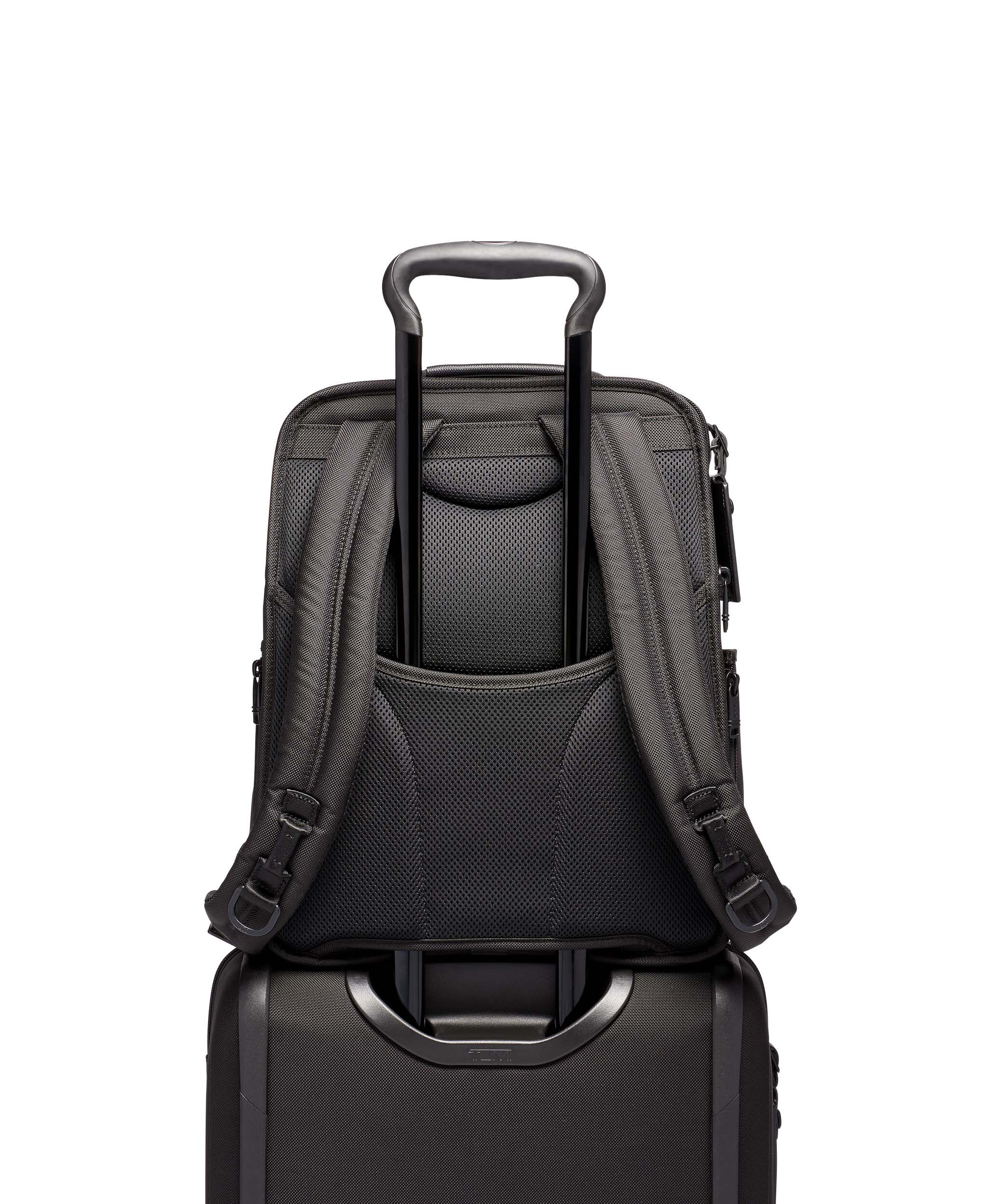 tumi alpha 3 slim solutions brief pack