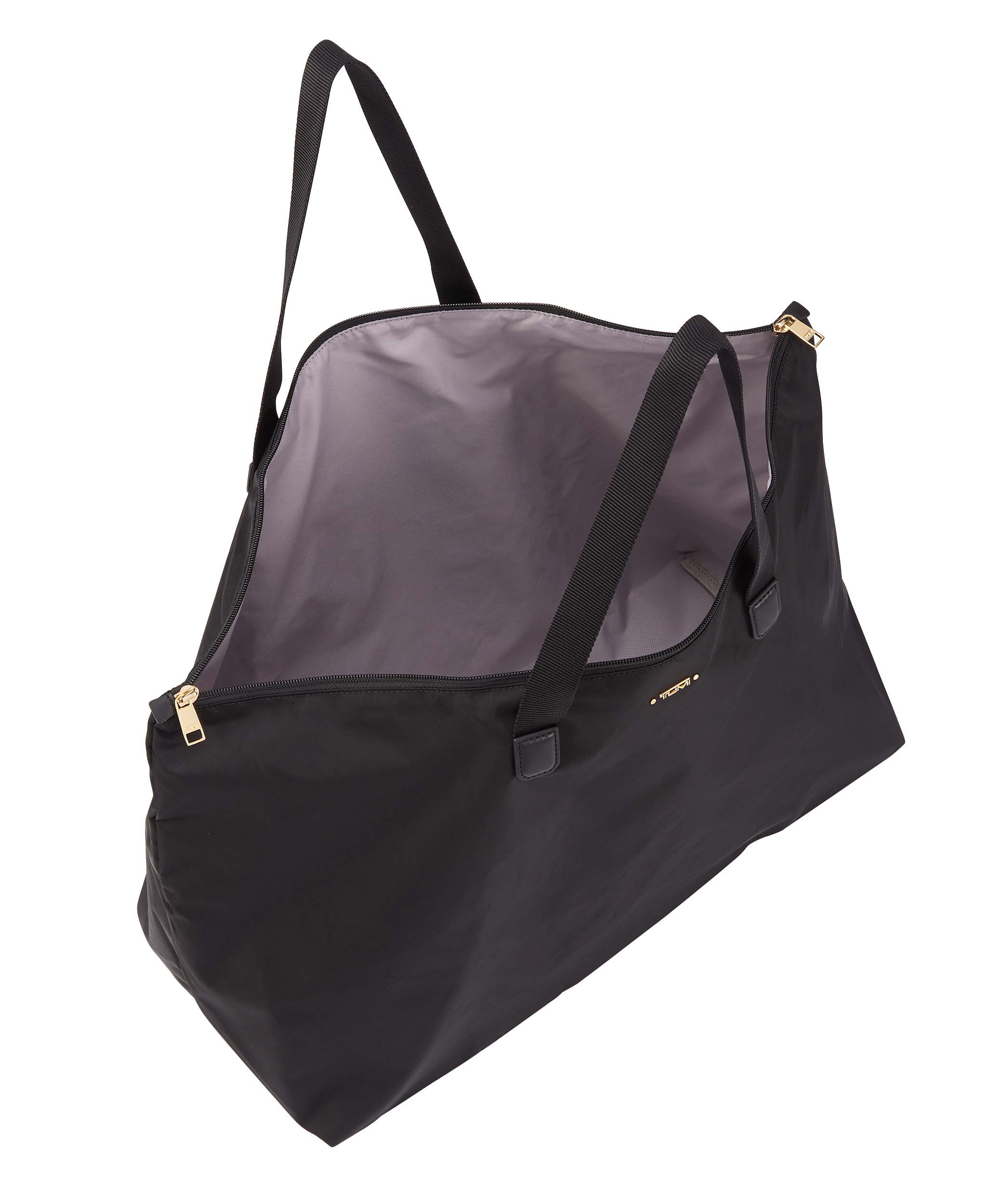 tumi voyageur selma cosmetic case