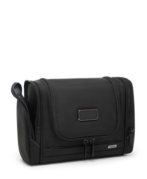 ALPHA Hanging Travel Kit