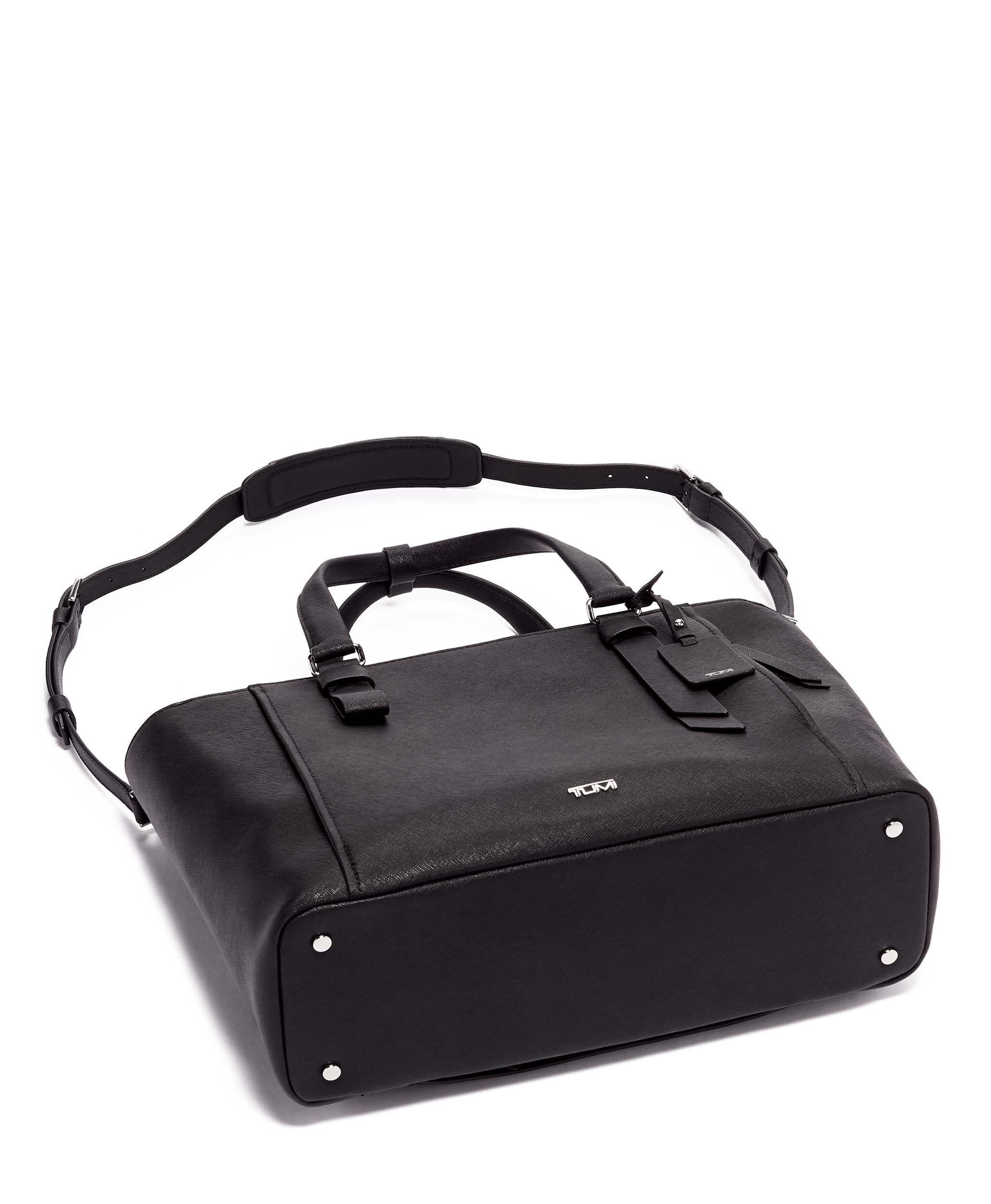 Tumi park tote clearance