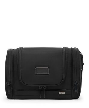ALPHA Hanging Travel Kit