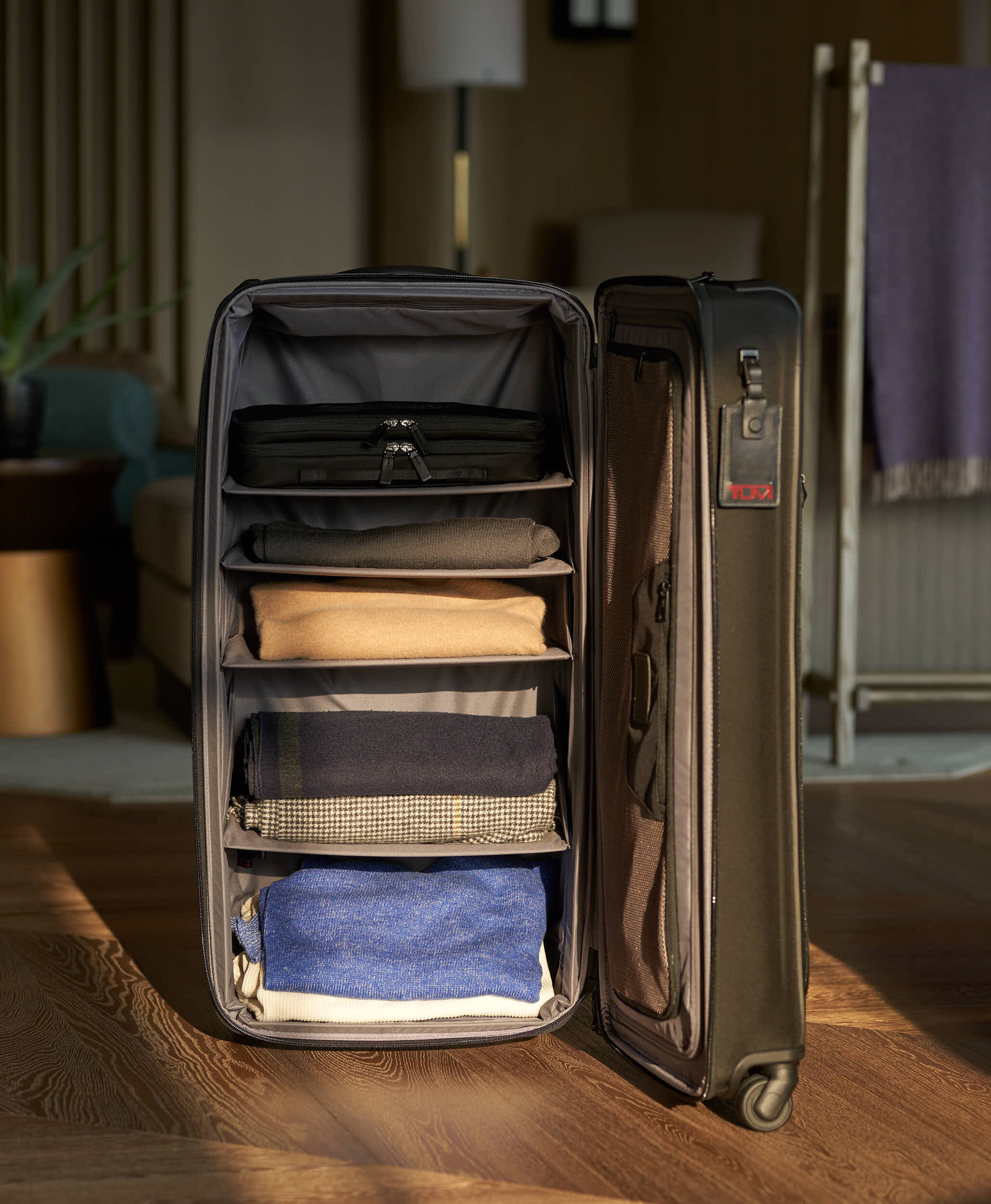 tumi carry on bag