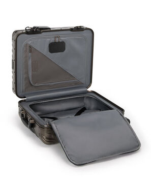 19 Degree Aluminium Continental Handbagagekoffer 56 cm 19 Degree Aluminium Continental Handbagagekoffer 56 cm