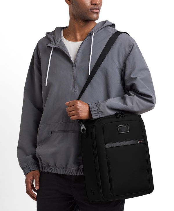 Tumi shoe bag outlet