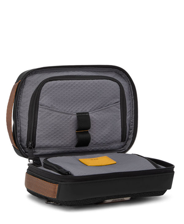 TUMI❨トゥミ❩公式サイト | バッグ・バックパック・キャリーケース