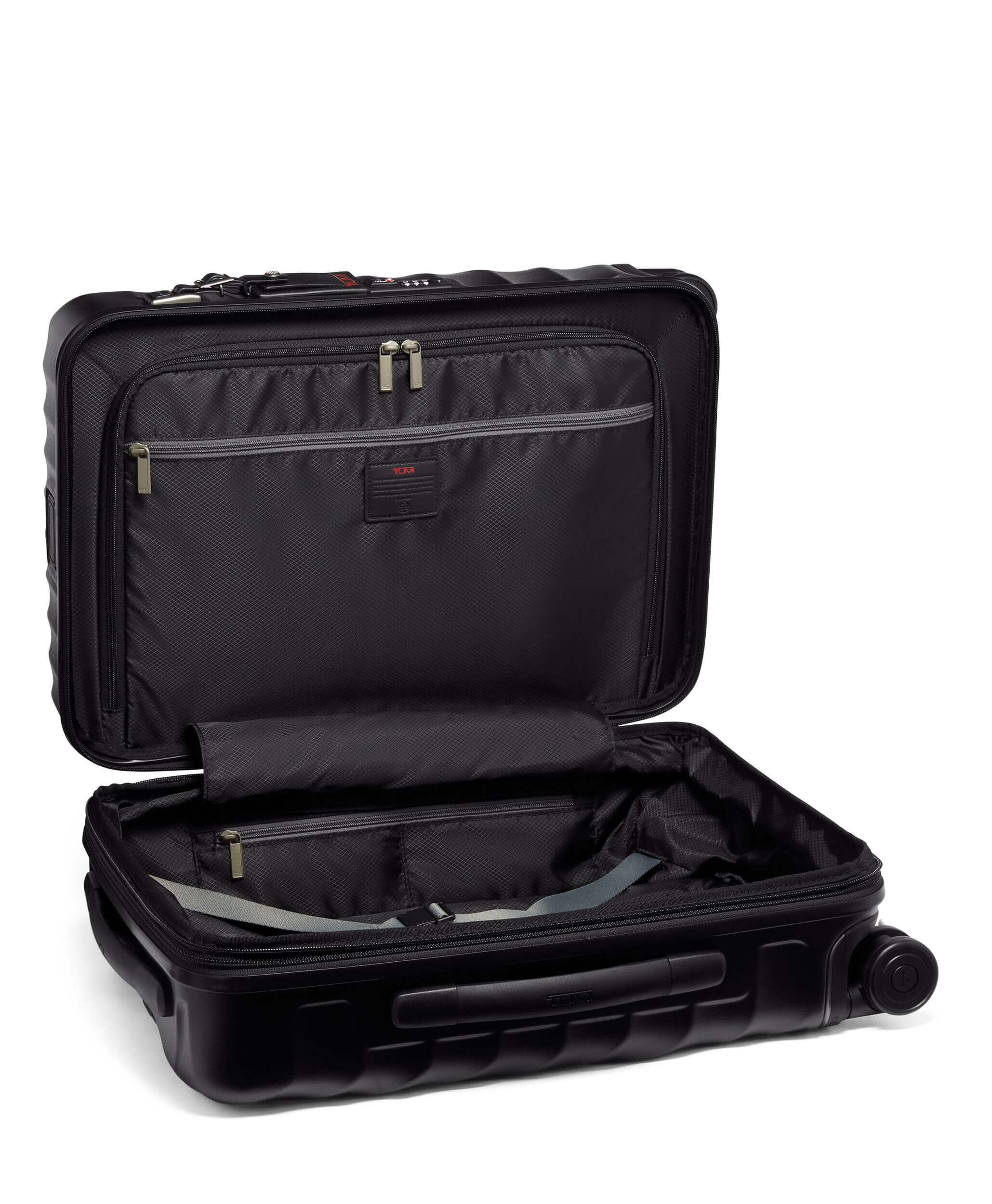 Black Friday deals afgeprijsde koffers tassen accessoires TUMI