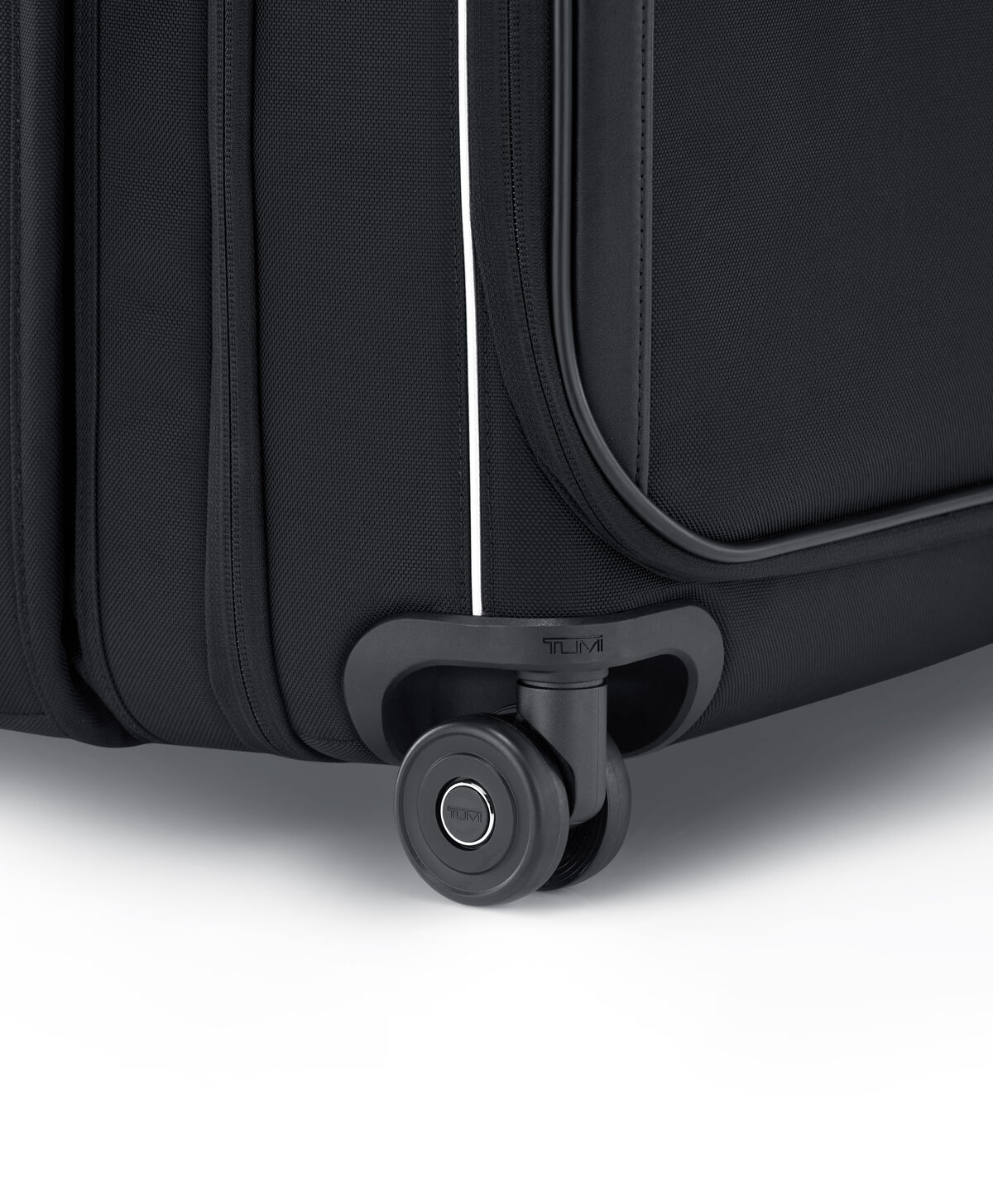 Arriv&eacute; Large Dual Access Expandable Checked