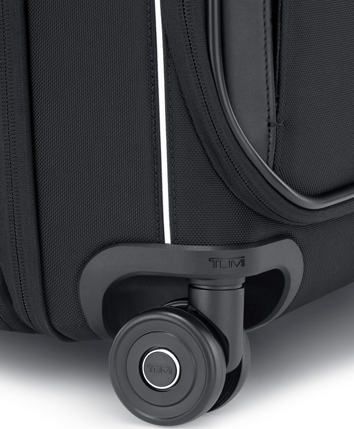 TUMI Continental Dual Access Expandable Carry-On 55 cm TUMI Continental Dual Access Expandable Carry-On 55 cm