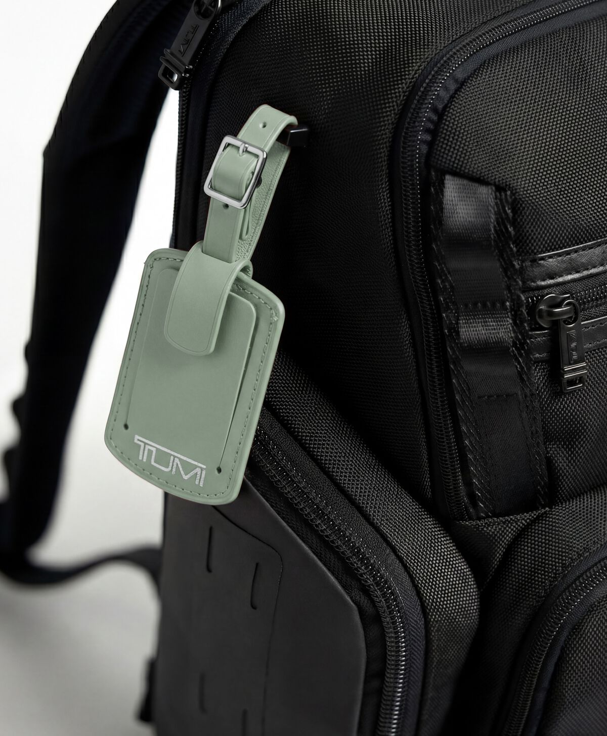 TUMI ACCENTS Size B Luggage Tag