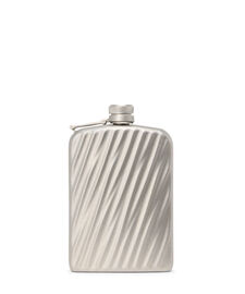 19 Degree Titanium Fles