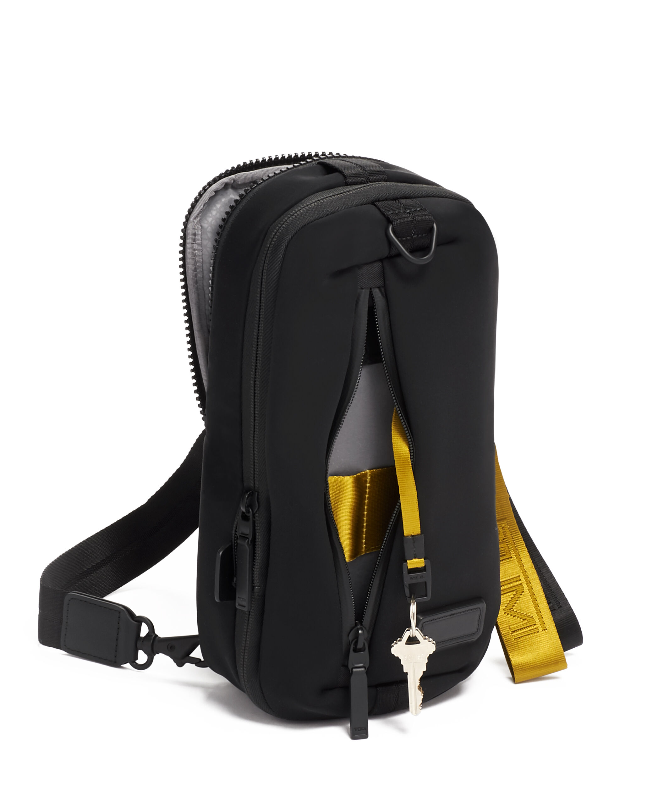 tumi tahoe sky sling