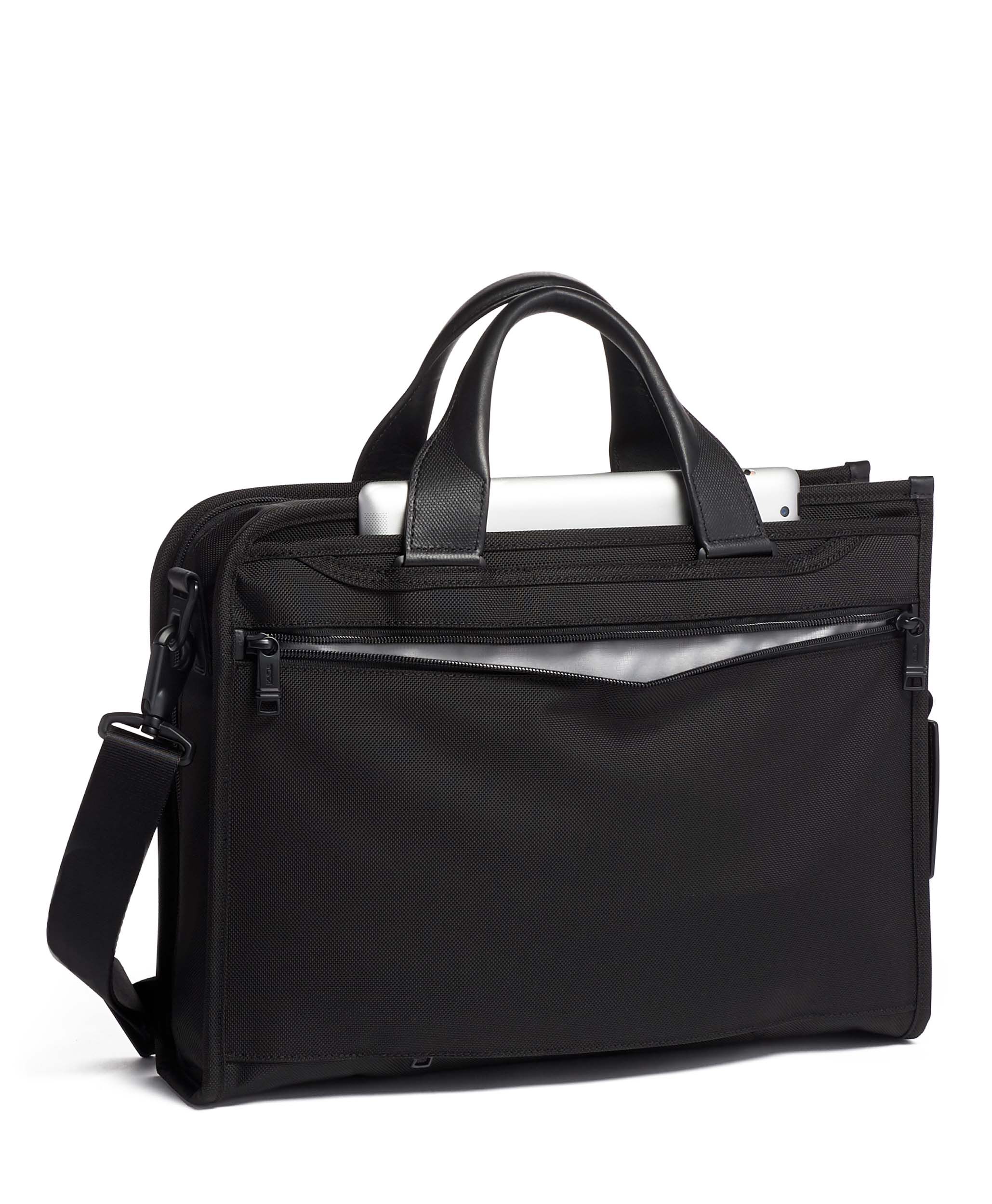 Tumi portfolio brief outlet