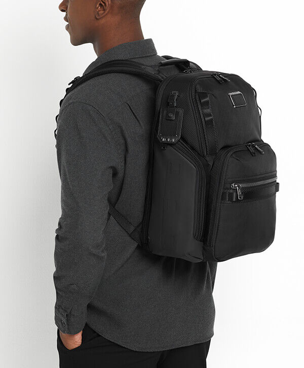 Tumi alpha outlet bravo
